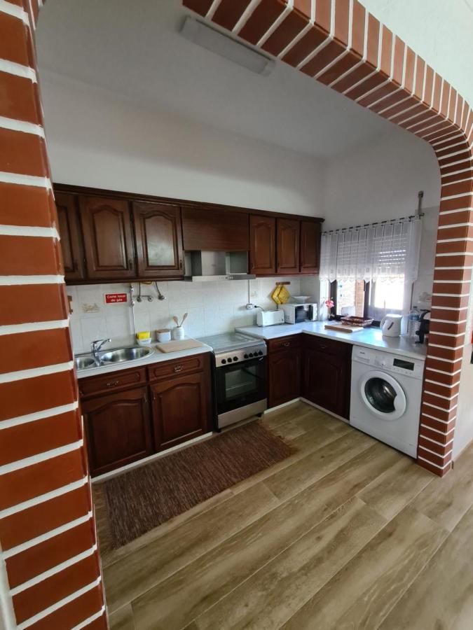 Gomes & Fortunato House Casais Brancos Kültér fotó